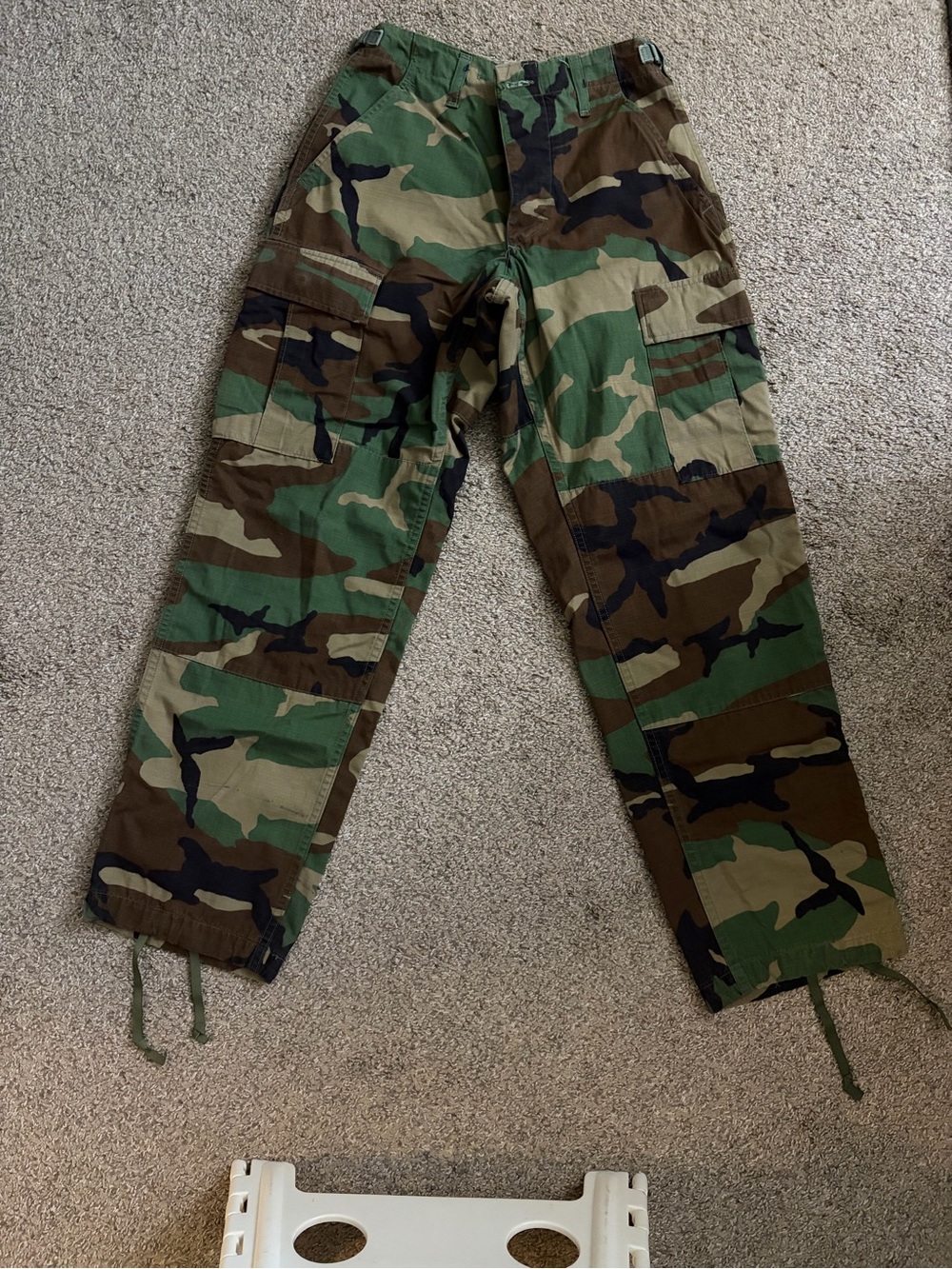 Men's Camouflage Cargo Pants - Green Camo Utility